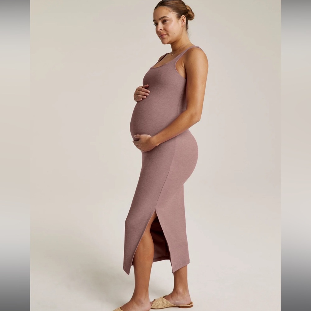 Beyond the Bump Mauve Ribbed Maternity Midi Dress
